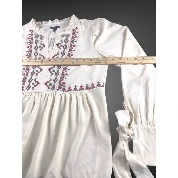 Ann Taylor Petite Embroidered Boho Peasant Blouse Cream Tie Sleeve XSP Hippies - Picture 7 of 8